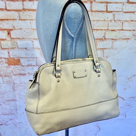 kate spade Handbags - Kate Spade Leather Satchel